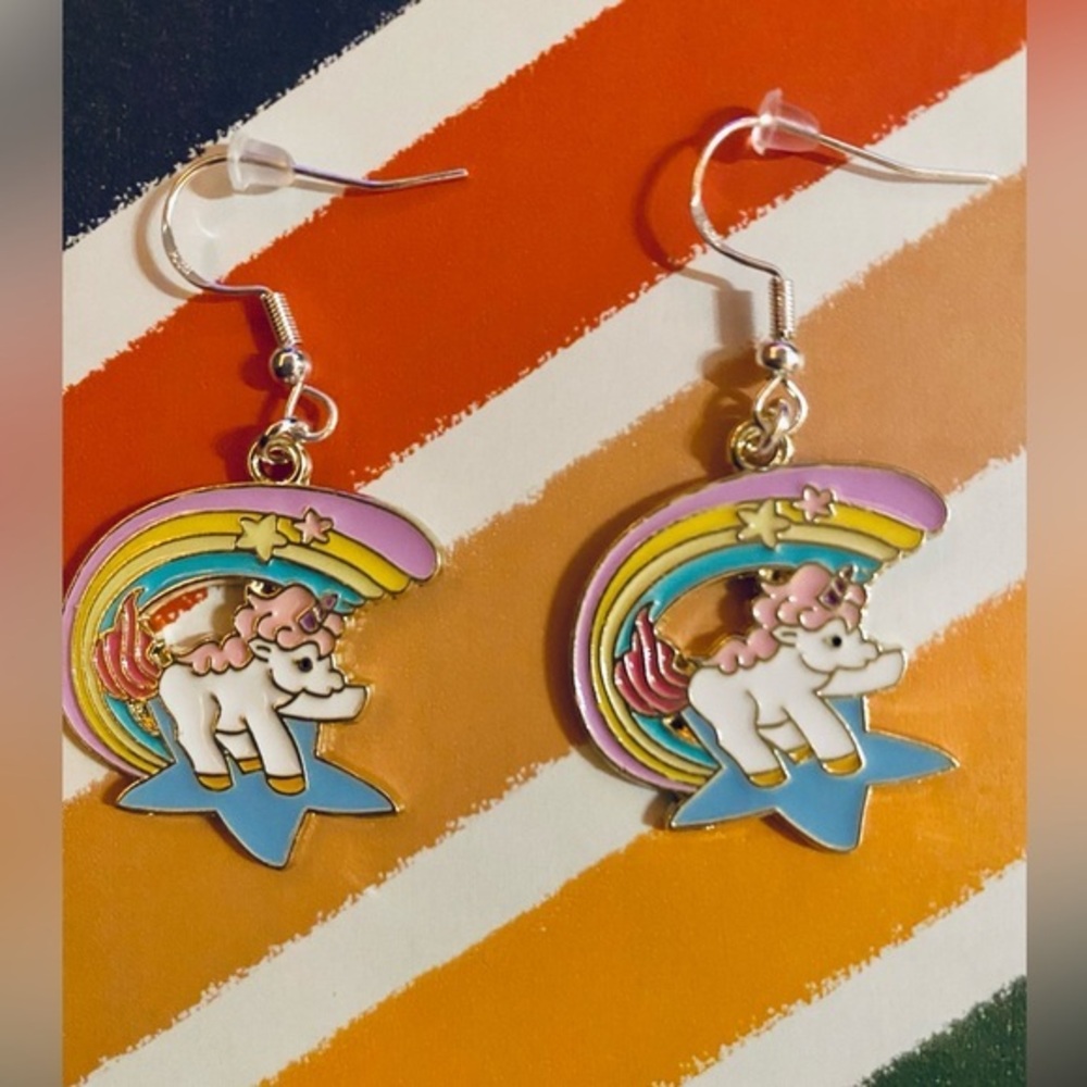 NWT - Pastel Colorful Unicorn on star & rainbow single sided dangle earrings